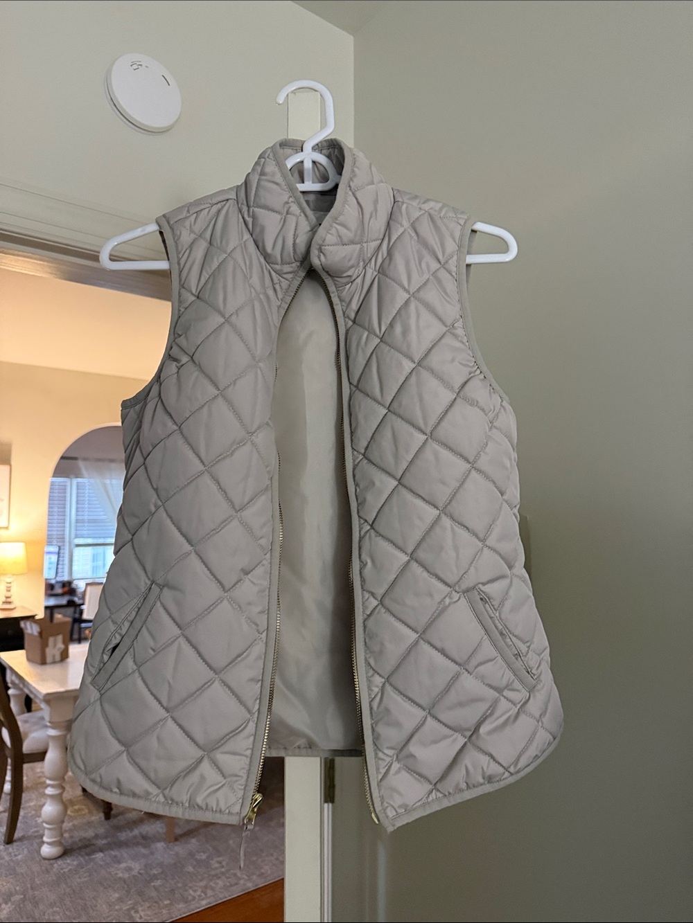 Old Navy Quilted Light Taupe Sleeveless Puffer Vest